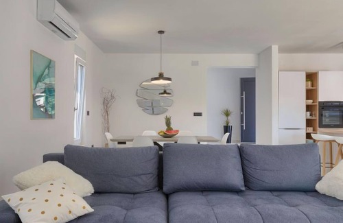 Filipana House | Vacation home Vine by Interhome