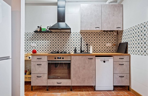 Poboleda House | Vacation Home "Wine-lovers-Racó Al Cor Del Priorat" with Wi-Fi