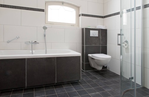 Vreeland Apartment | Vacation home with bath along the Utrecht Vecht