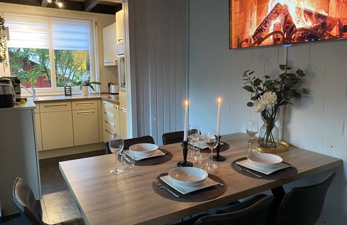 Bremke House | Vacation home with barrel sauna, fireplace and massage chair.