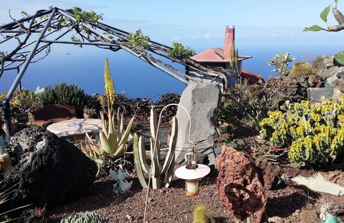 Los Quemados House | Vacation home with magnificent sea views in a wonderfully quiet location