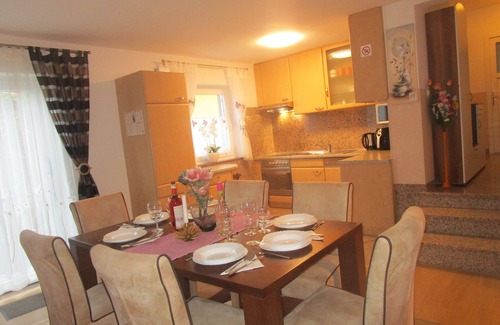 Kastel House | Vacation home * with heated pool and beautiful views of the sea.