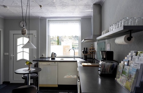 Diesbar-Seusslitz House | Vacation home with pool