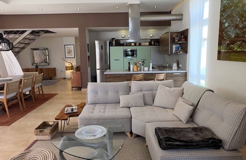 Siesta House | Vacation home with sea view
