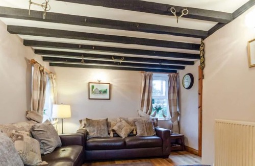 Henryd House | Vacation home Yr Hen-Ryd in Machynlleth - 6 persons, 3 bedrooms