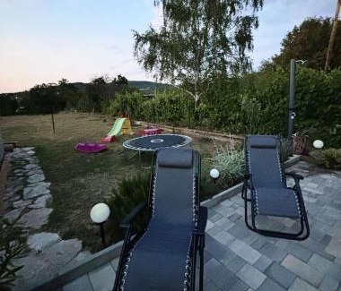 Lovrec Apartment | Vacation House Ani