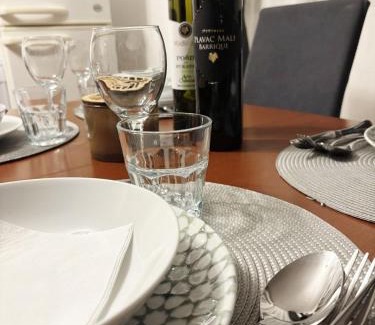 Lovrec Apartment | Vacation House Ani