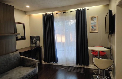 Toronto House | Vacation House