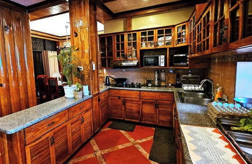 Baguio House | Vacation House Camp 7 Baguio Transient 6BR