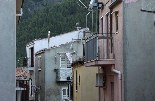 Isnello House | Vacation House "La Tana"