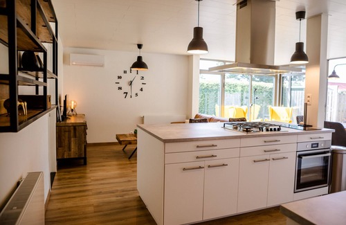 Yerseke Apartment | Vacation house nearby Beach
