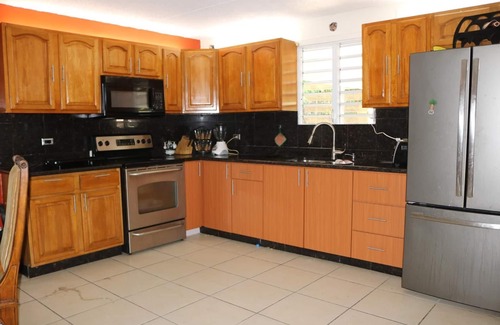 Cupey House | Vacation House With Pool In San Juan