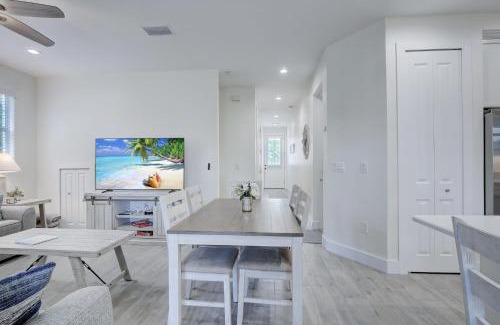 East Naples House | Vacation in the Bayshore Arts District of Naples