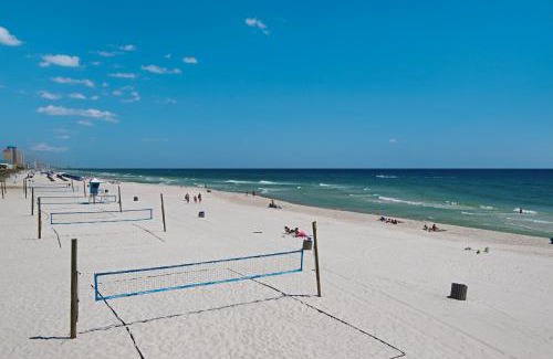 Hollywood Beach House | Vacation in This Gorgeous 2-Story Home! 3 BR 3 BA! Sleeps 8!