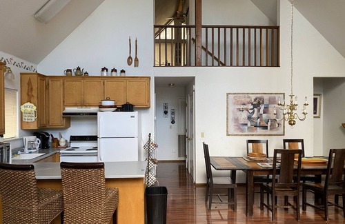 Groveland Cabin | Vacation in Yosemite/Lakes /Hiking /Yosemite falls, Yosemite valley, 1650 SF