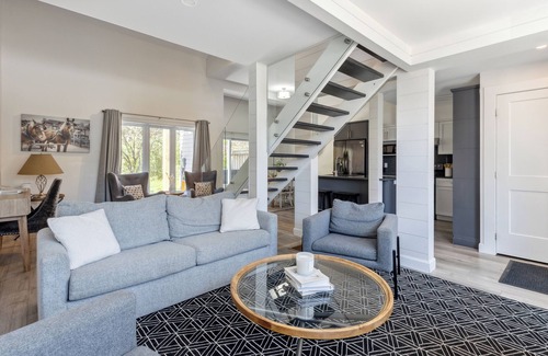 Collingwood House | Vacation Inn Townhomes