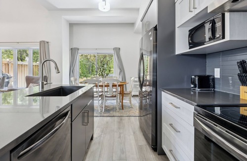 Collingwood House | Vacation Inn Townhomes