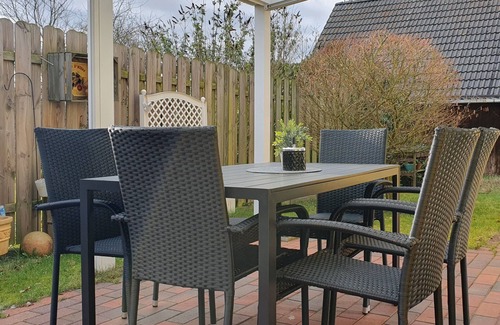 Mollberg House | Vacation near Oldenburg and North Lake, garden, children, beach club, water skiing, golf