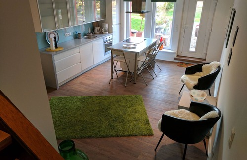 Sprenge Apartment | Vacation near the beach on a converted courtyard
