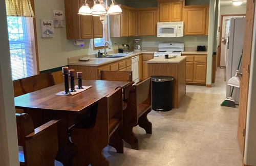Millersburg House | Vacation on a beautiful Sandy Beach