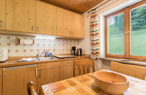 Schliersee Apartment | Vacation on a Farm - Fantastic Holiday App with Balcony, Garden, Lake & Mountain View