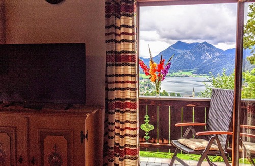 Schliersee Apartment | Vacation on a Farm - Fantastic Holiday App with Balcony, Garden, Lake & Mountain View