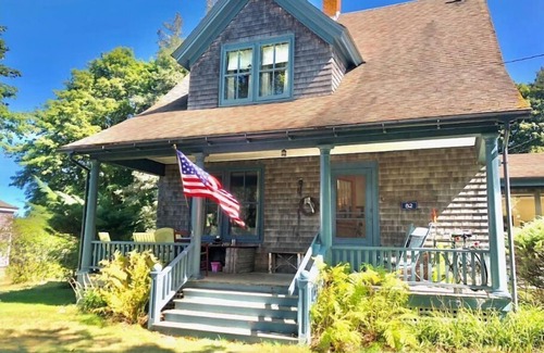 DownEast and Acadia Maine House | Vacation on Great Cranberry Island