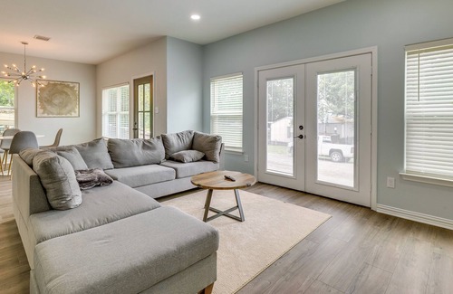 Onalaska House | Vacation Rental Home Near Lake Livingston!