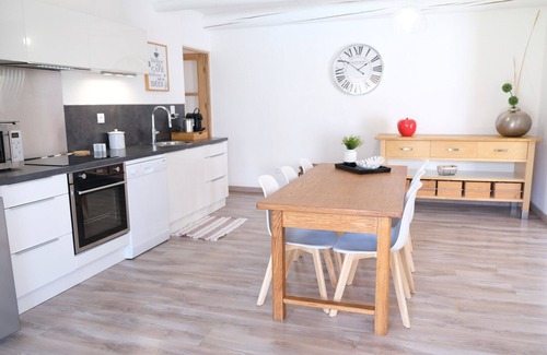 Mouries Ski Chalet | Vacation rental house with pool MOURIES LS1-312