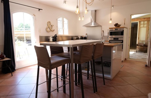 Puget Villa | Vacation rental house with pool PUGET LS2-442