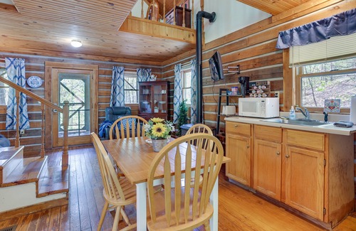 Taswell Cabin | Vacation Rental Near Lake Patoka with Hot Tub!