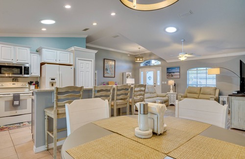 Sebring House | Vacation Rental w/Lanai & Grill in Sebring!