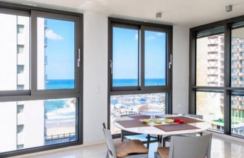Old North Apartment | Vacation rentals by SeaN'Rent different locations
