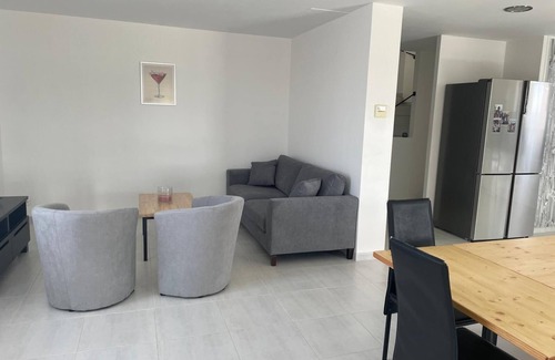 Suze-la-Rousse House | Vacation rentals for up to 10 people. NEW! Swimming pool