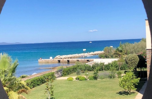 Diklo House | Vacation right by the sea, no road traffic, good transport connections