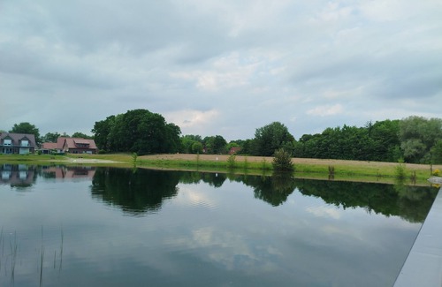 Tannenhausen House | Vacation semi-detached house Tannenhuuske at the bathing lake Aurich-Tannenhausen East Frisia