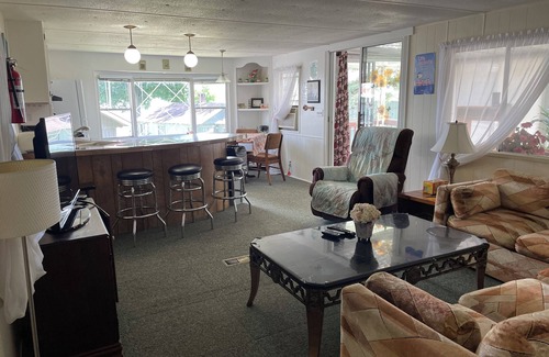 Herron House | Vacation Stay at Hubbard Lake Air-Conditioned Lakefront Mobile Home