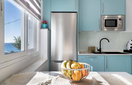 Playa Quemada Apartment | Vacation Studio 'Casa Mara 1' with Sea View, Wi-Fi and Air Conditioning