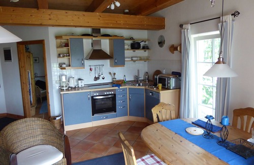 Altenkirchen Apartment | Vacation under the thatched roof - Apartment 1