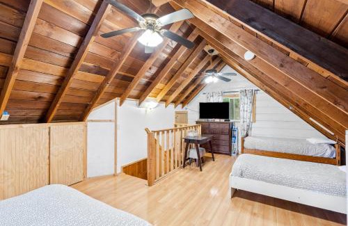Arnold House | Vacation Valhalla