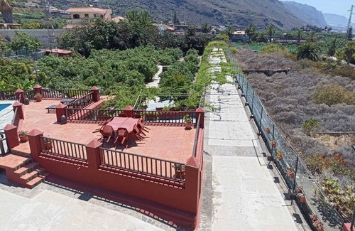 Icod de los Vinos Villa | Vacation Villa 'The Palm' with Private Pool, Private Terrace and Wi-Fi