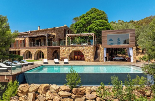 Porto-Vecchio House | VACATION VILLA IN CORSICA DIRECT ACCESS TO THE BEACH