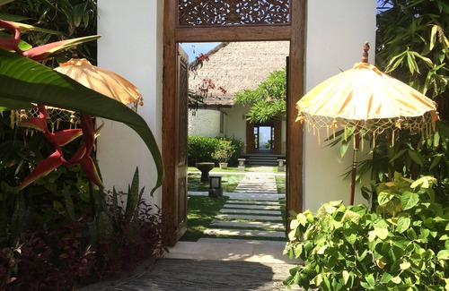 Gerokgak Villa | Vacation villa right by the sea