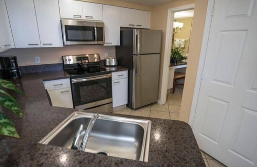 Weston Condo | Vacation Village at Weston, near Cleveland Clinic Florida. Ft. Lauderdale