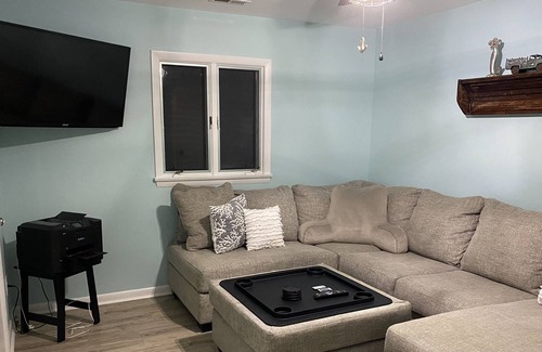 North Newport News House | Vacationers Dream Location- All-in-one Theme parks & adventure