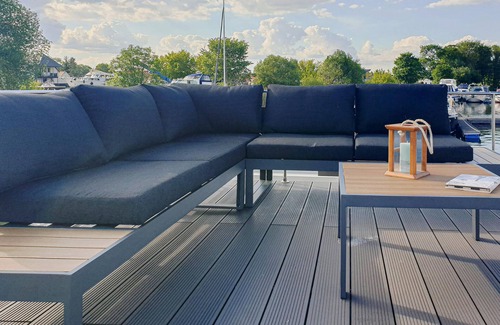Havelsee Boat Rental | Vacations in a floating house - pure relaxation in the Havelbogen.