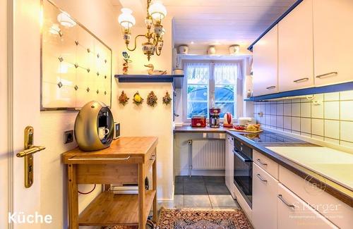 Oevenum Apartment | "Vacations in the Tide House: relaxation and adventure on the North Sea!"
