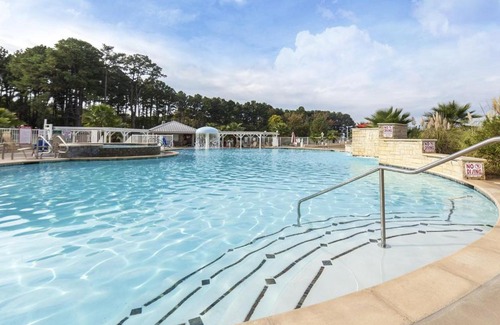Flint Apartment | Vacations Villages Resort on The Shores of Lake Palestine