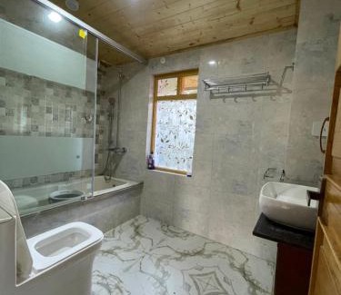 Patnitop Bed & Breakfast | Vacay Datcha