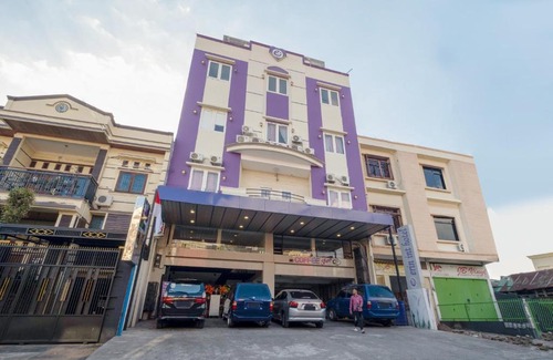 Makassar Hotel | Vaccinated Staff - Capital O 3380 Erin Int Hotel